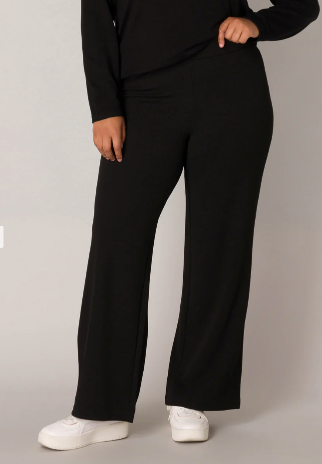 Base Level Pantalon Arah Zwart