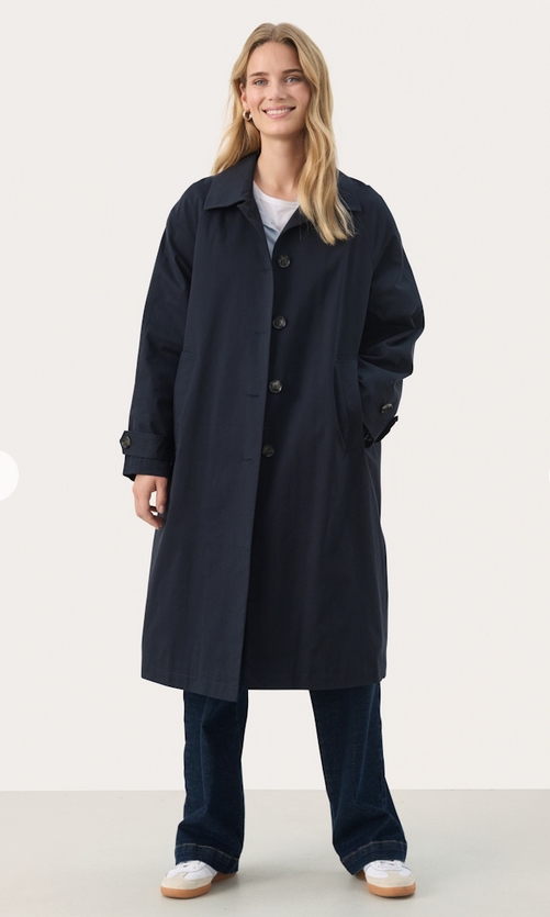 Part Two Trenchcoat Natia Donkerblauw