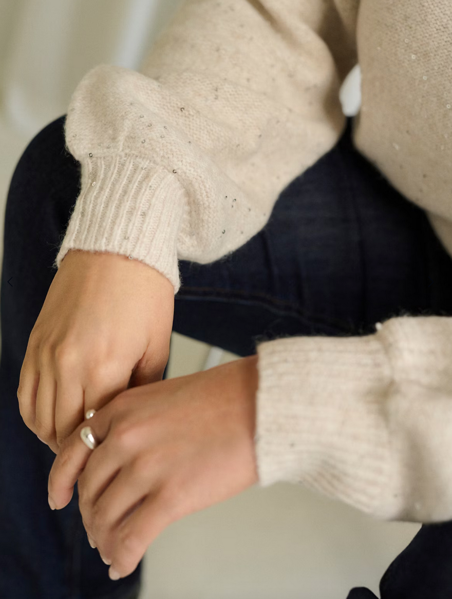 Kaffe Curve Pull Beige/Glitter