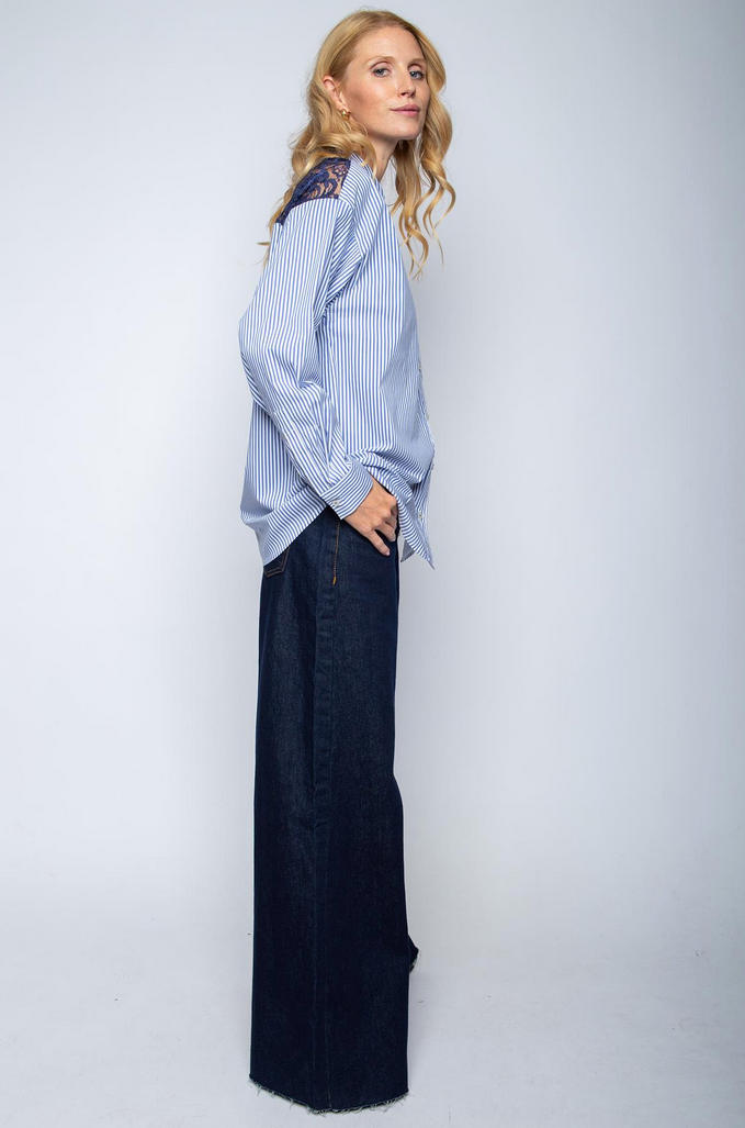Emily Blouse Streep Kant