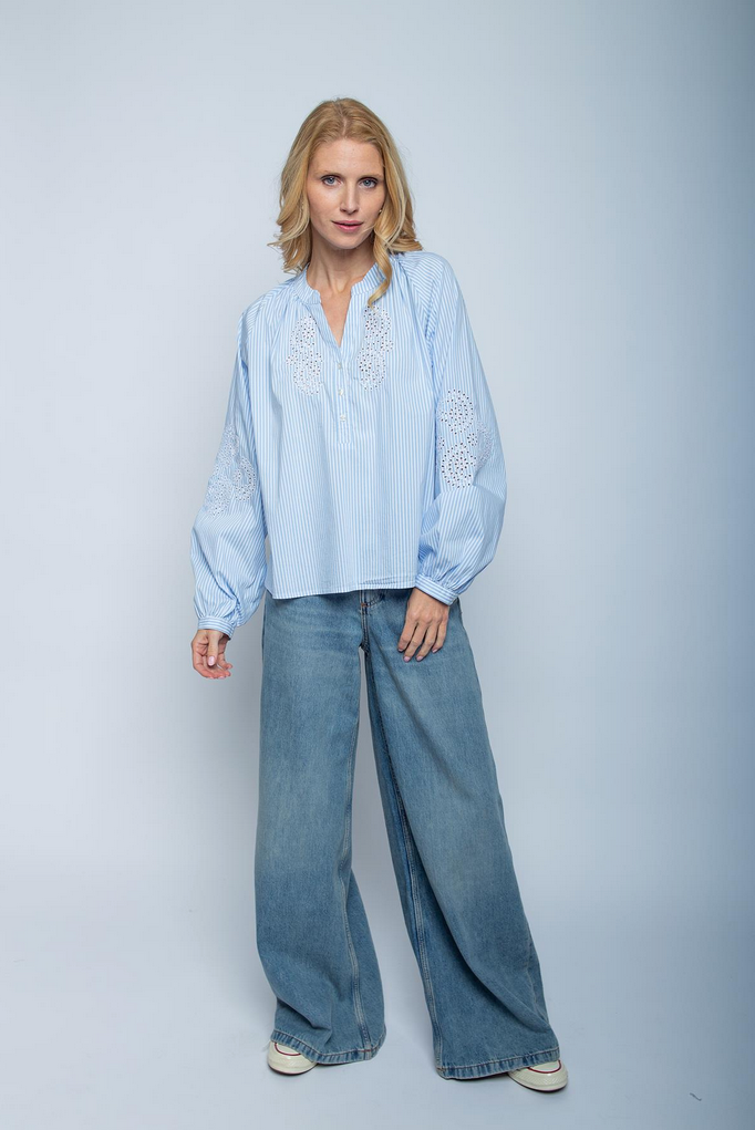 Emily Blouse Streep