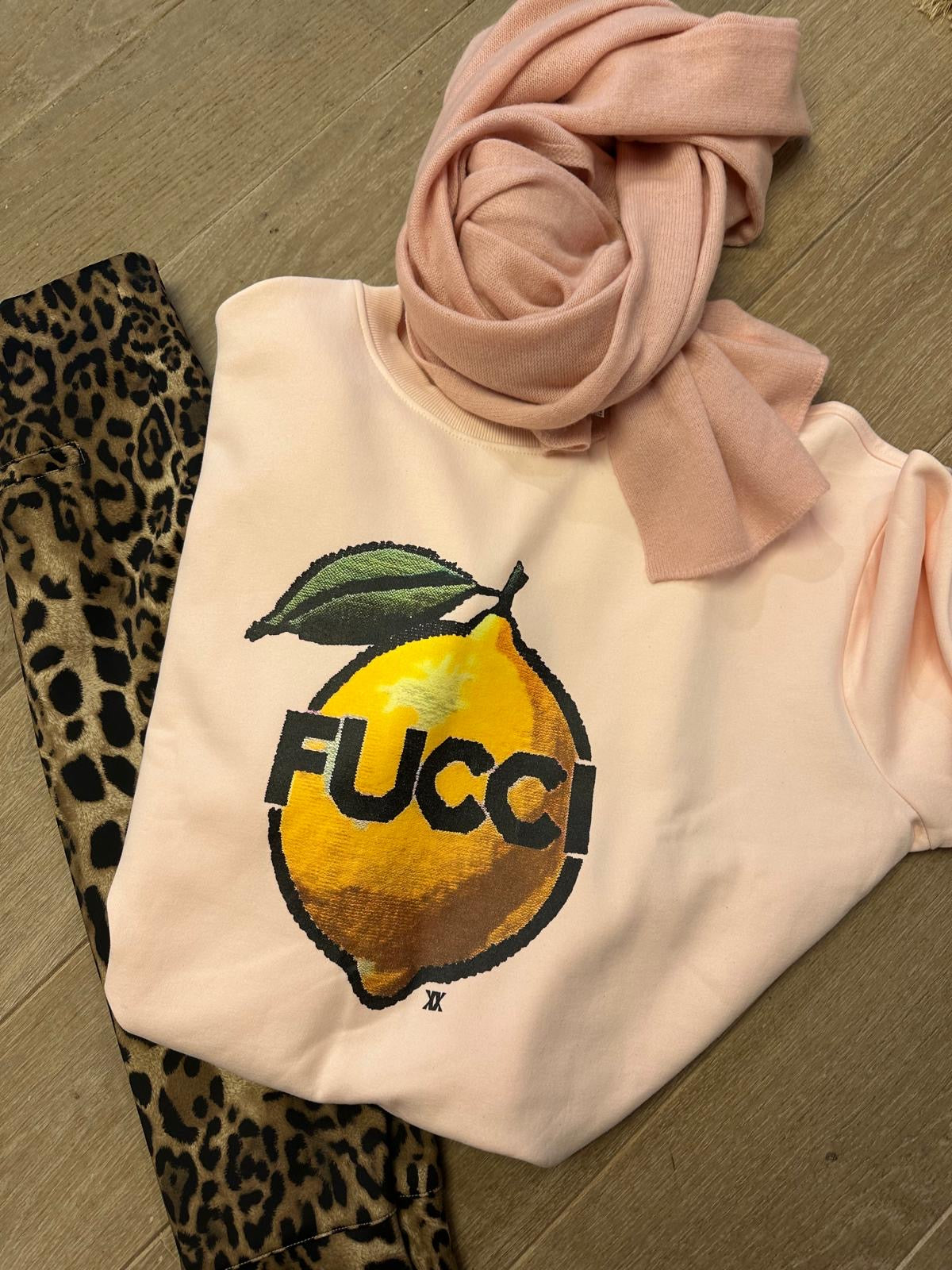 Pinned Sweater Fucci Roze