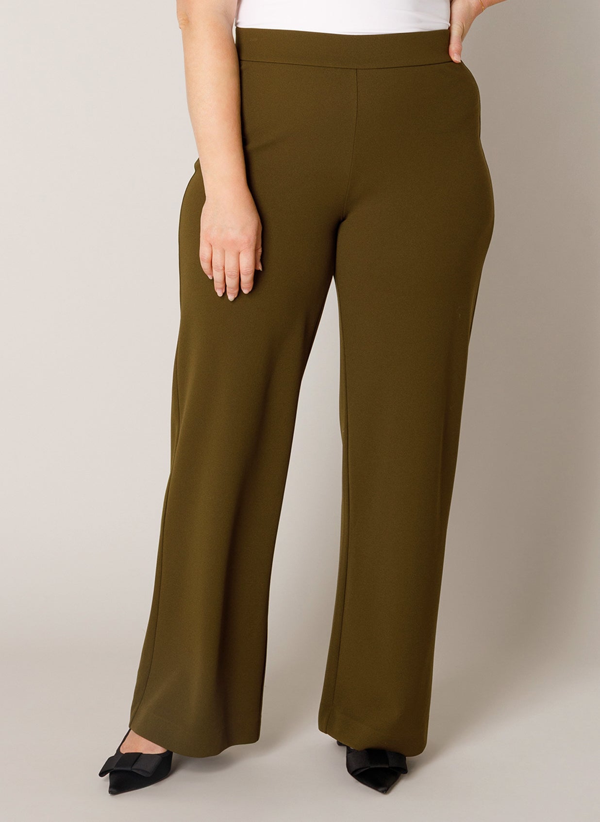 Base Level Pantalon Arah Donkergroen