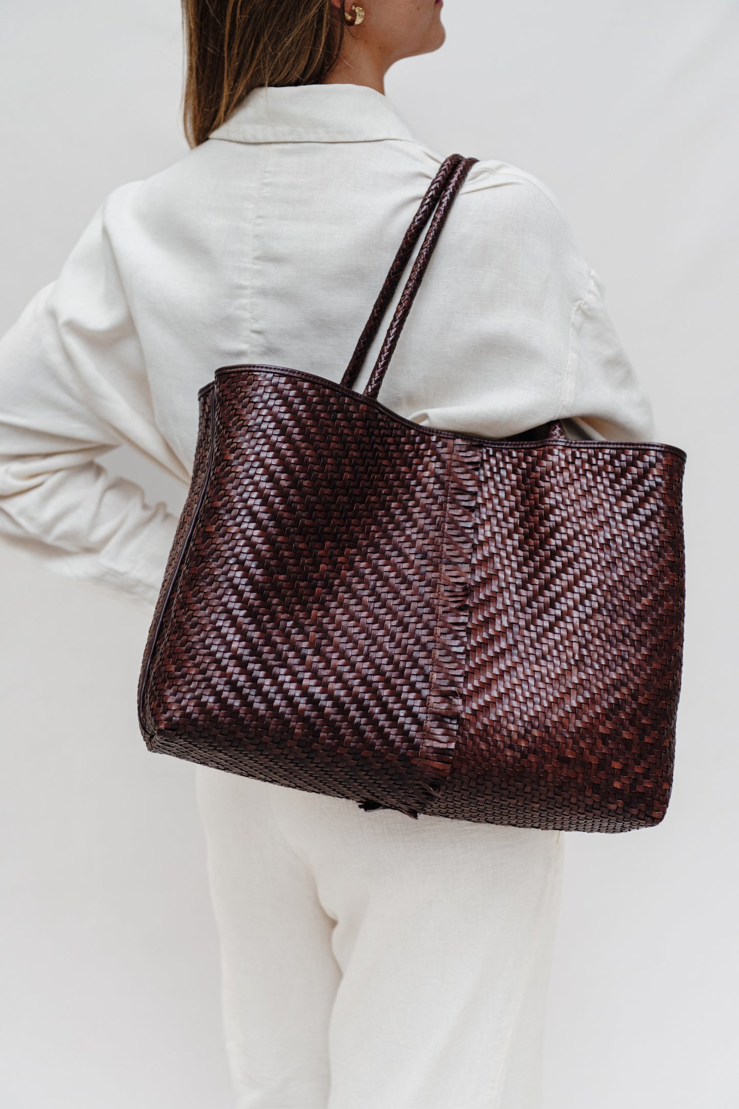 Allan K Handtas Waldorf Bruin