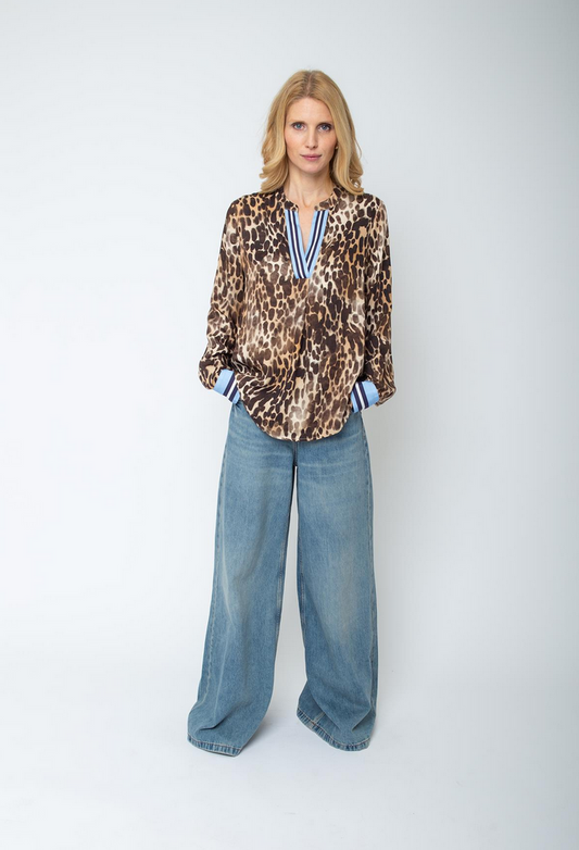 Emily Blouse Leo Print
