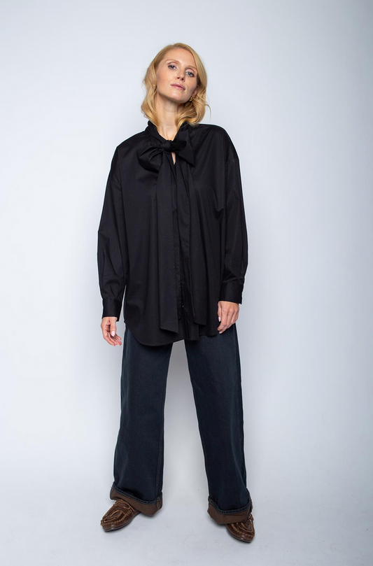 Emily Blouse Zwart Strik