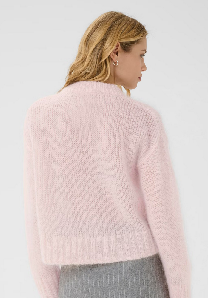Part Two Pull Roze