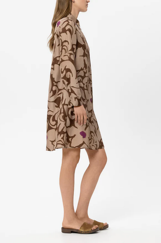 Luisa Cerano Kleed Print