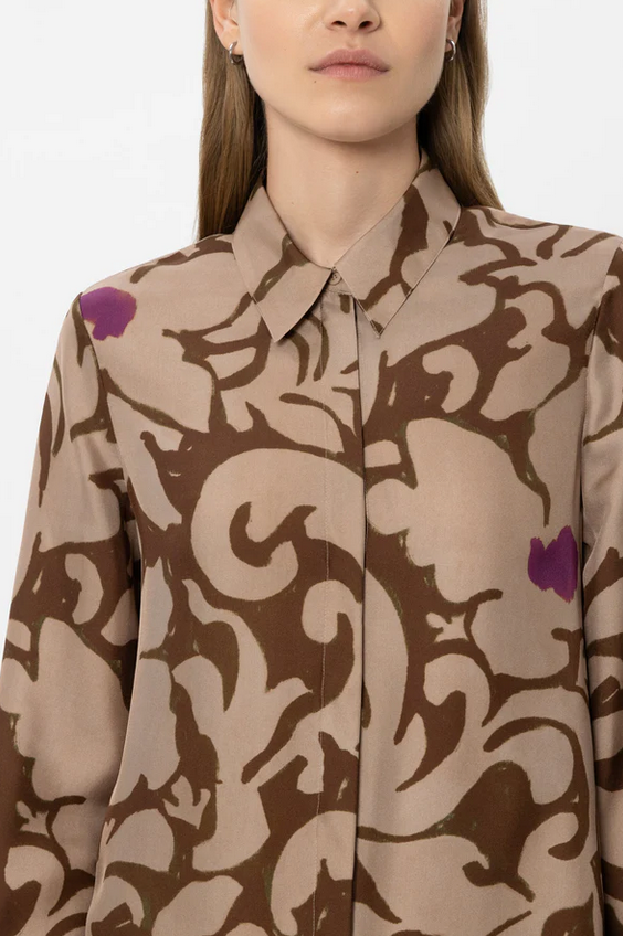 Luisa Cerano Kleed Print