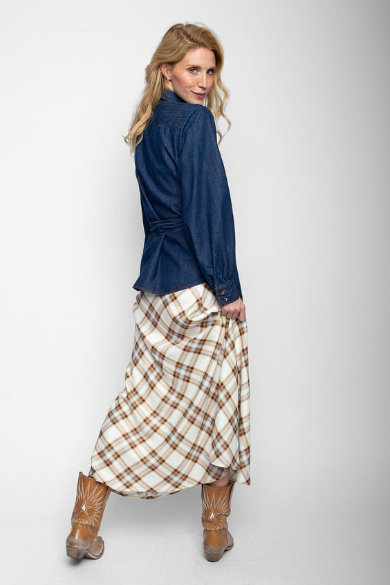 Emily Rok Lang Ruit