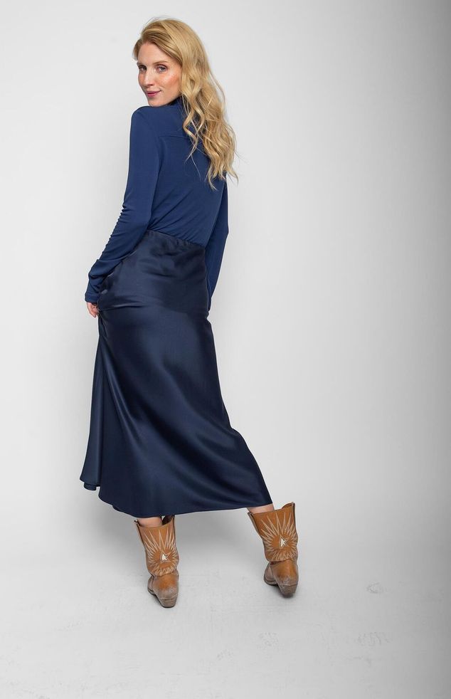 Emily Rok Lang Donkerblauw