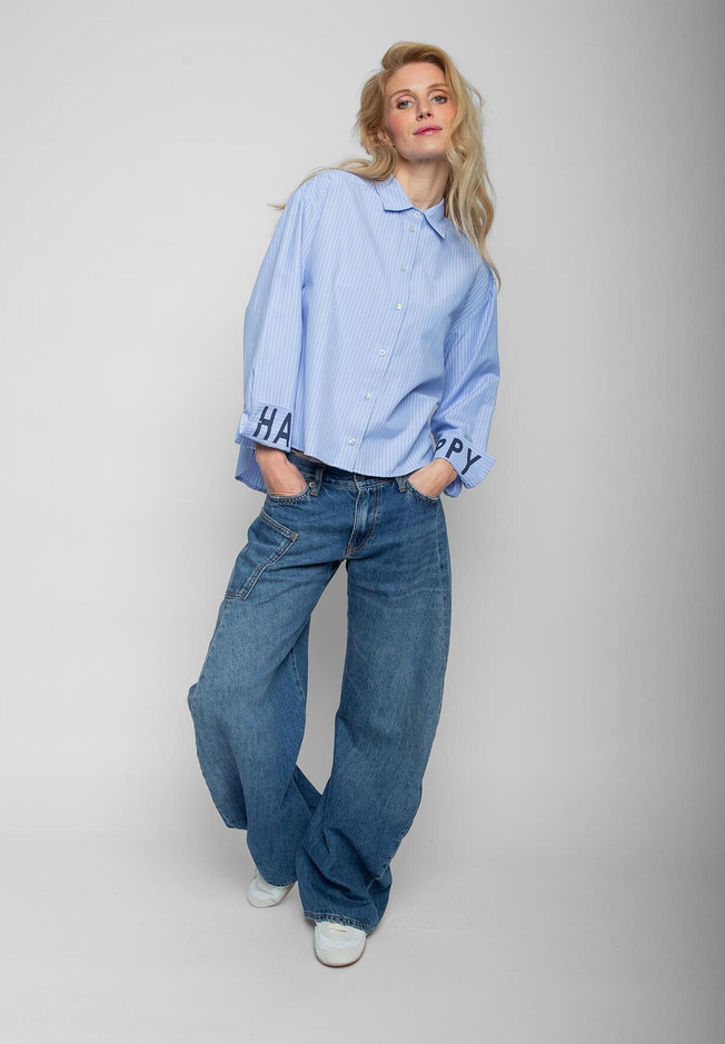 Emily Blouse Streep 'Happy'