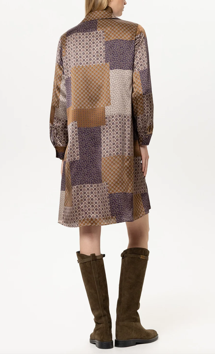 Luisa Cerano Kleed Print
